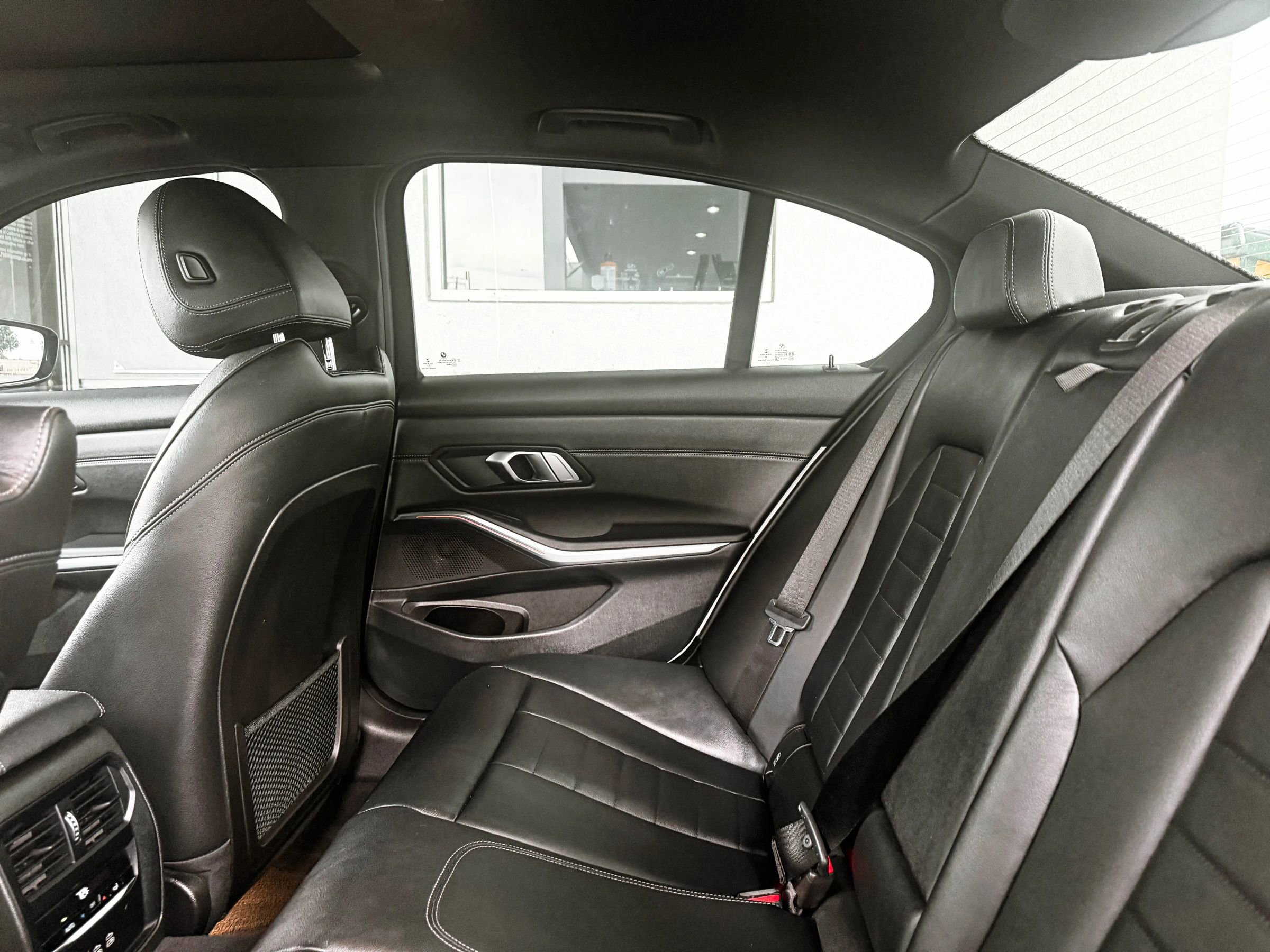 Used 2022 BMW M340i w/ Premium Package image 24