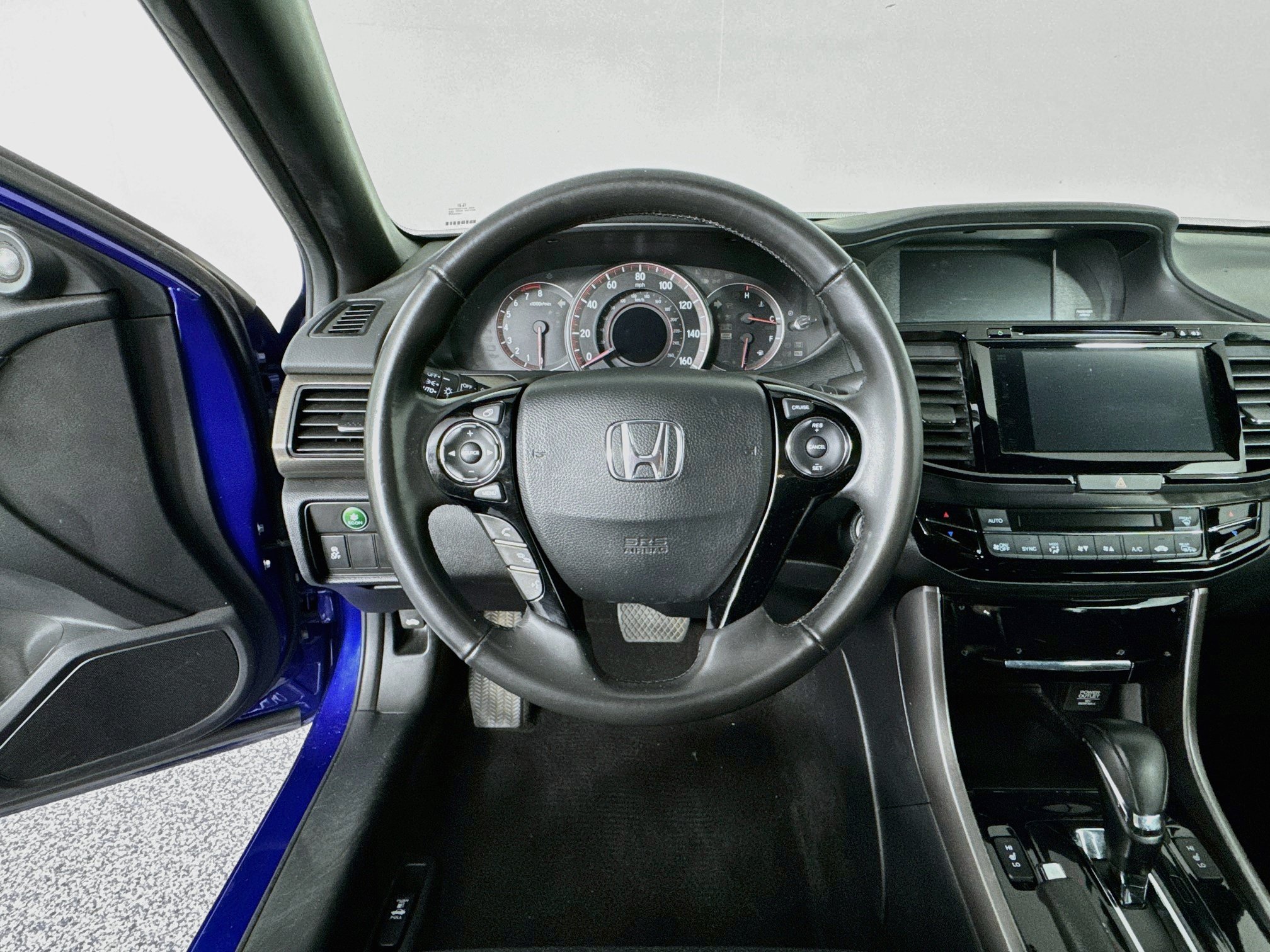 Certified 2017 Honda Accord EX-L image 22
