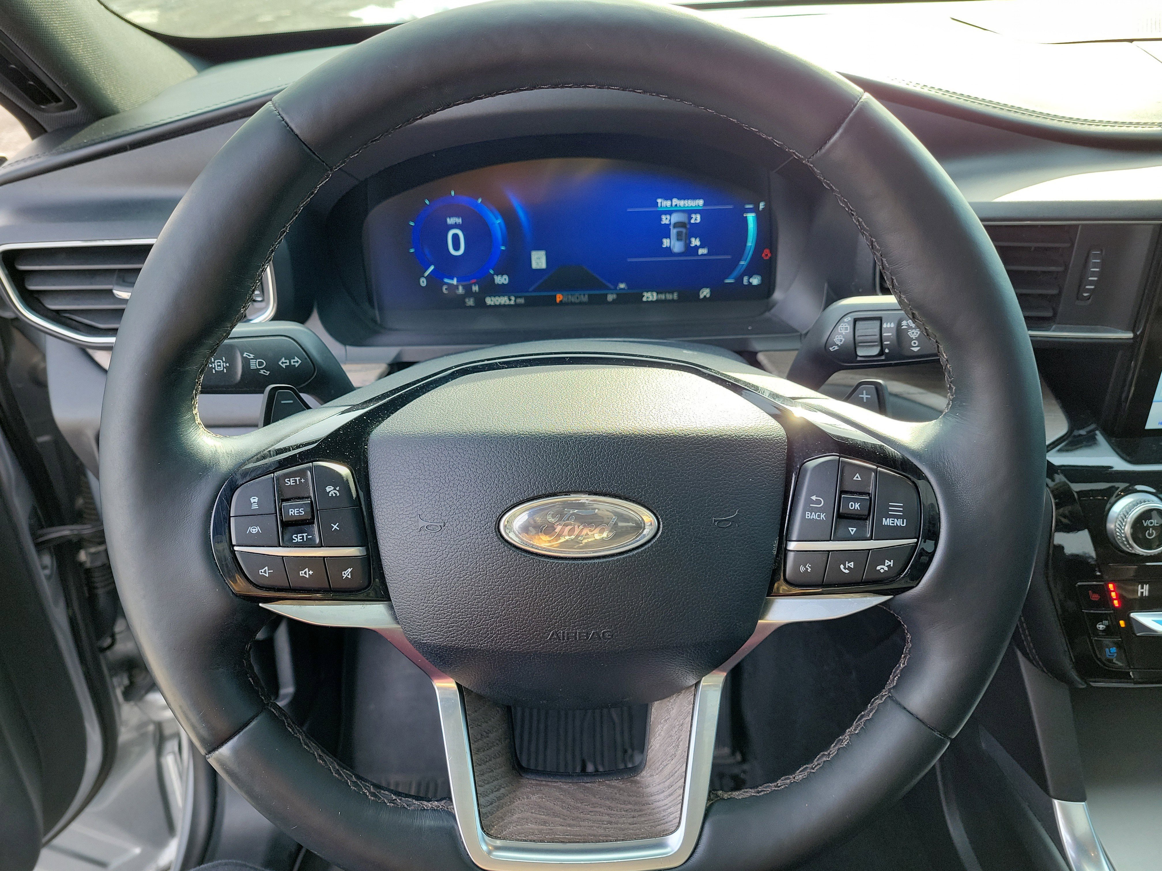 Used 2021 Ford Explorer Platinum w/ Equipment Group 601A image 25