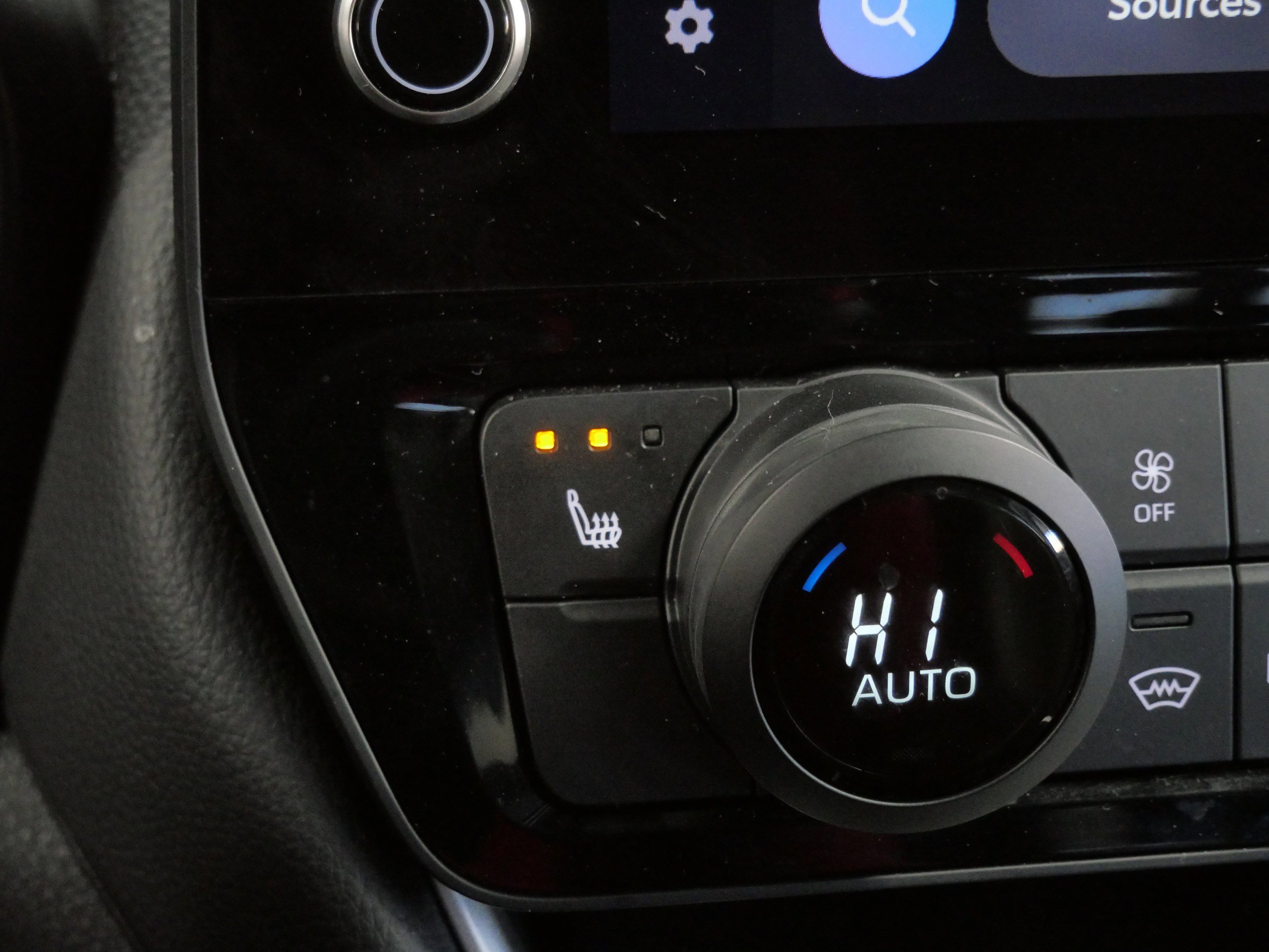 Certified 2025 Toyota Grand Highlander AWD image 30