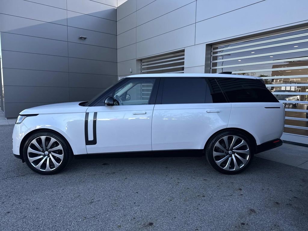 Certified 2024 Land Rover Range Rover Long Wheelbase Autobiography AWD/4WD image 4