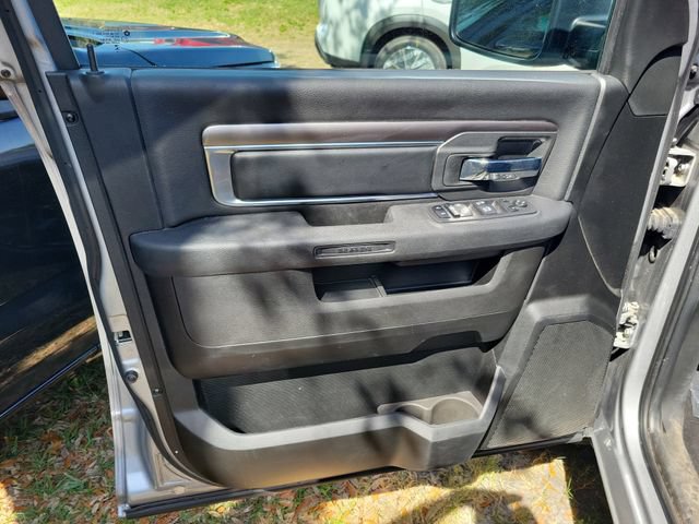 Used 2024 RAM 1500 Warlock AWD/4WD image 8