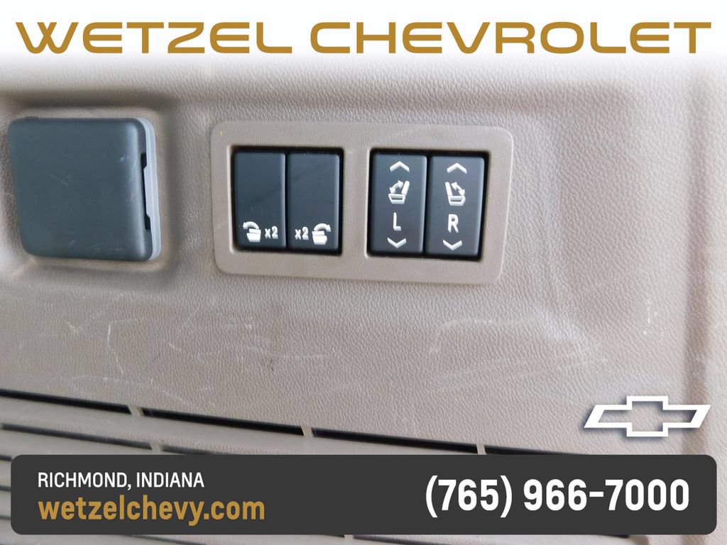 Used 2023 GMC Yukon XL Denali w/ Denali Reserve Package AWD/4WD image 32