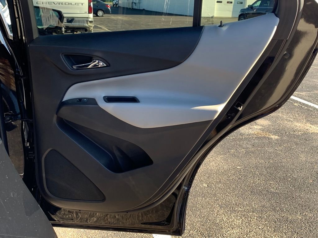 Used 2024 Chevrolet Equinox LS w/ LS Convenience Package image 14