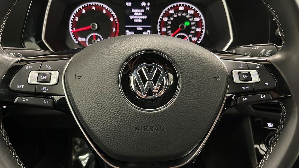 Used 2020 Volkswagen Jetta R-Line w/ R-Line Cold Weather Package FWD image 15