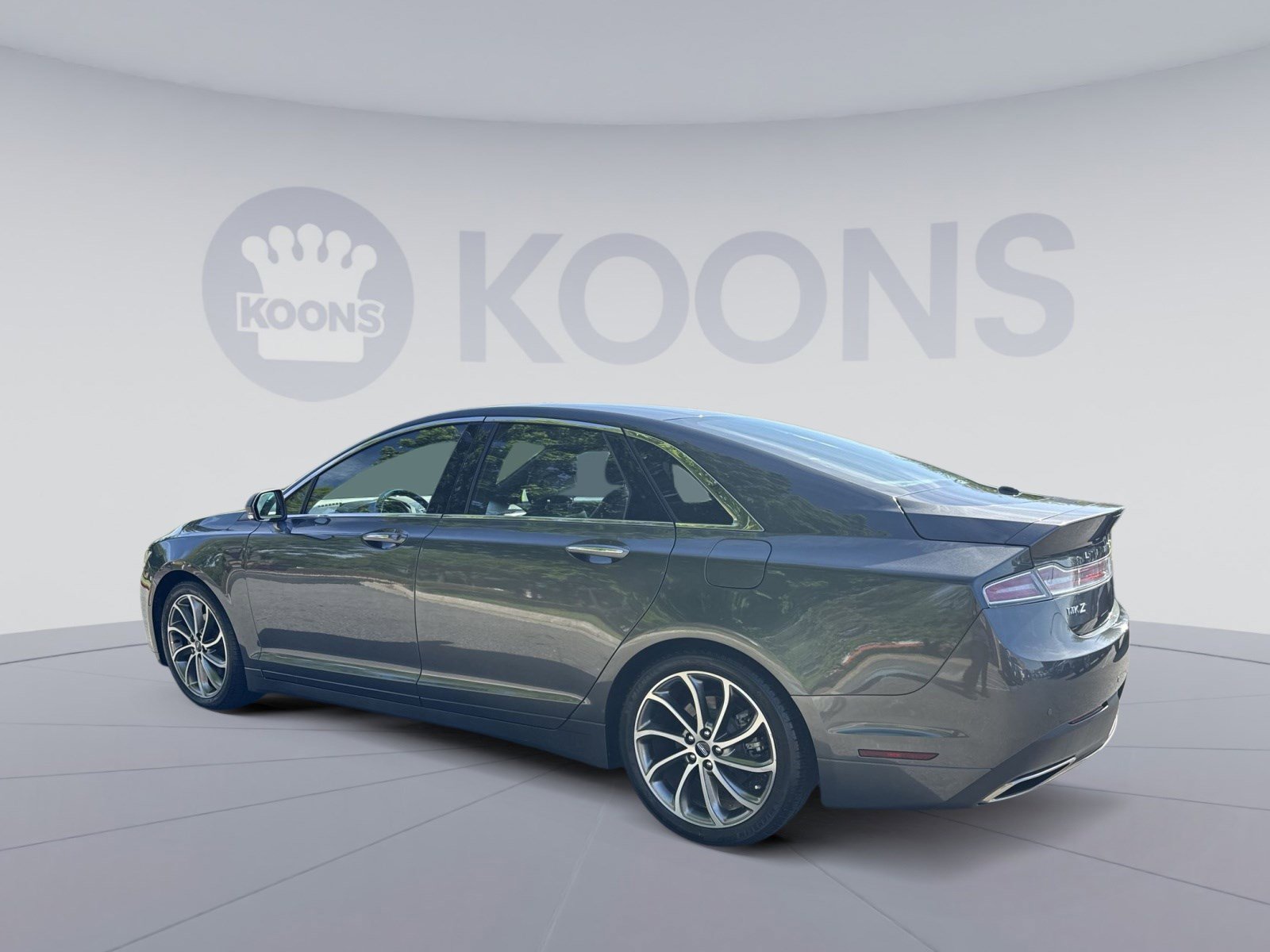 Used 2019 Lincoln MKZ Reserve w/ Reserve Plus Package AWD/4WD image 4