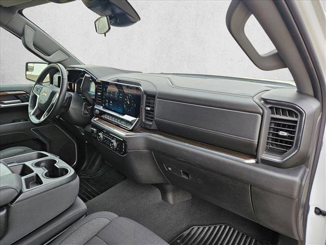 Certified 2025 Chevrolet Silverado 1500 LT AWD/4WD image 22
