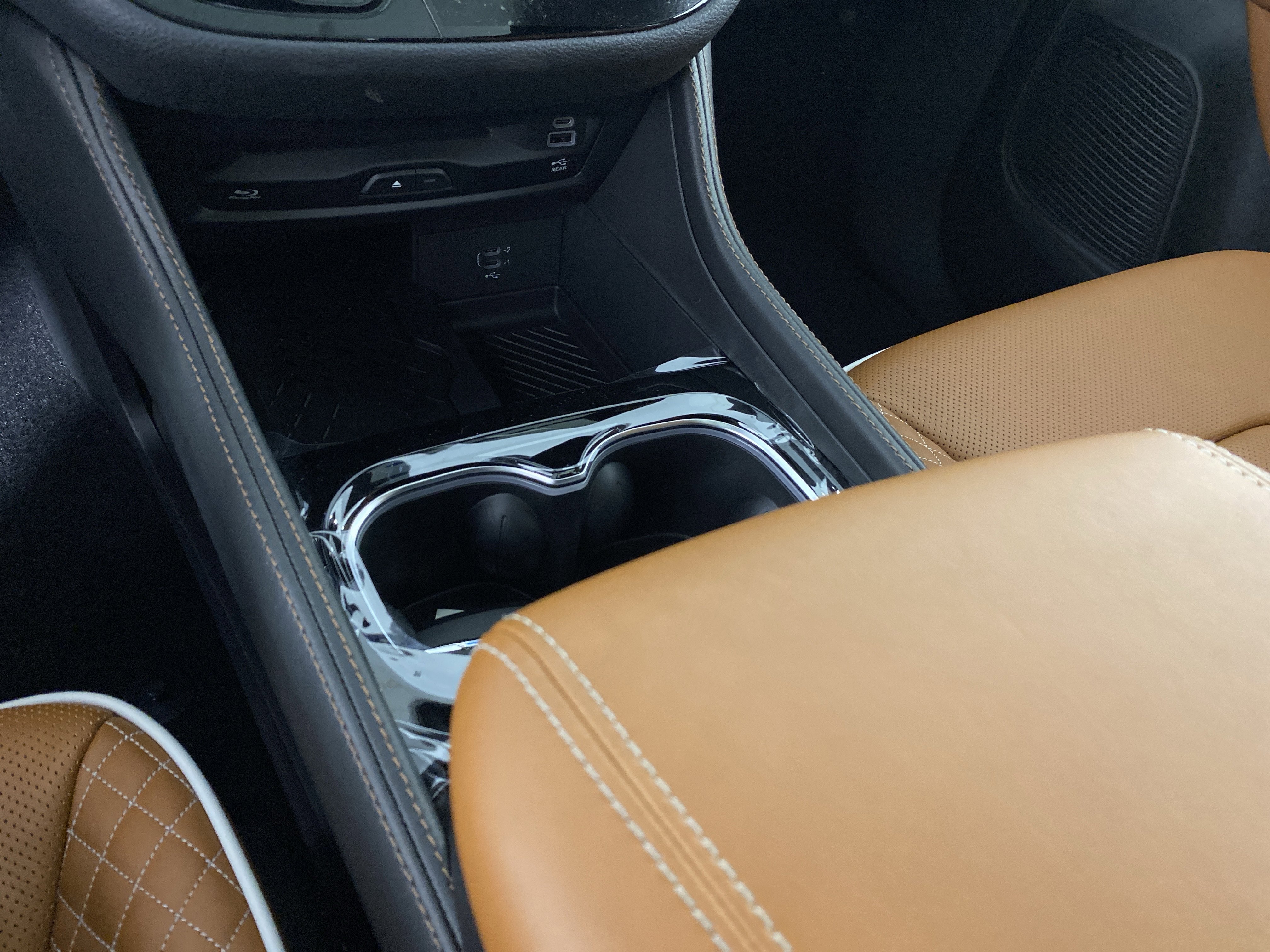 New 2026 Chrysler Pacifica Pinnacle AWD/4WD image 37