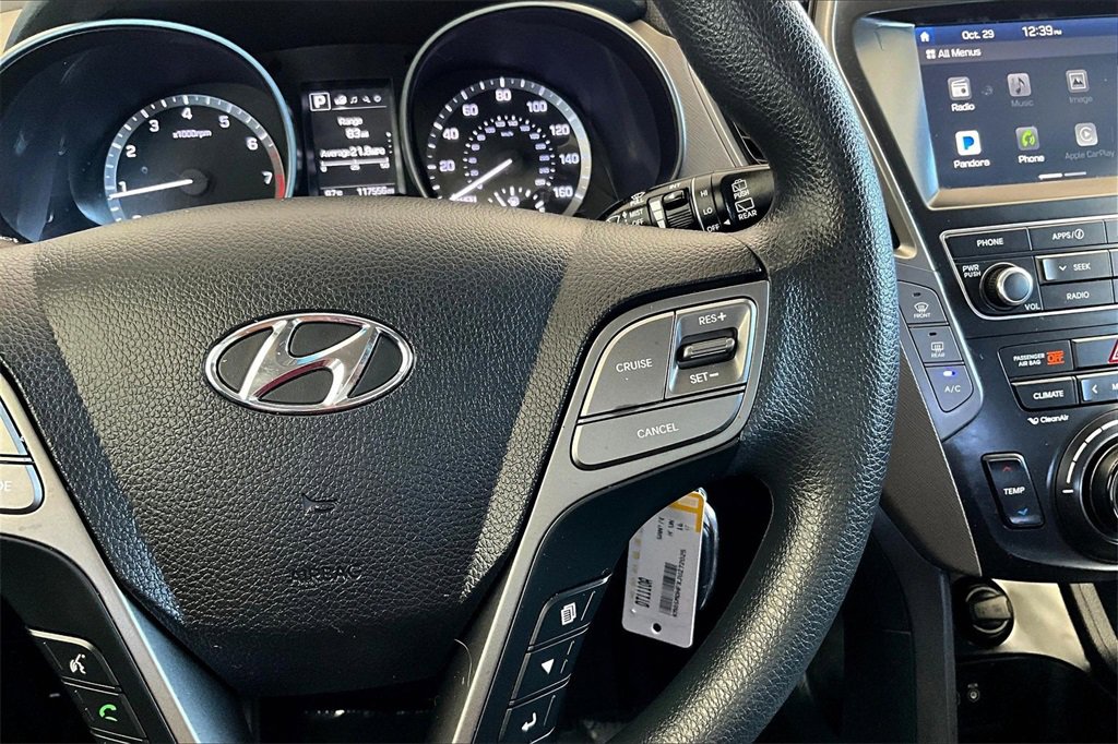 Used 2018 Hyundai Santa Fe SE w/ Cargo Package image 12