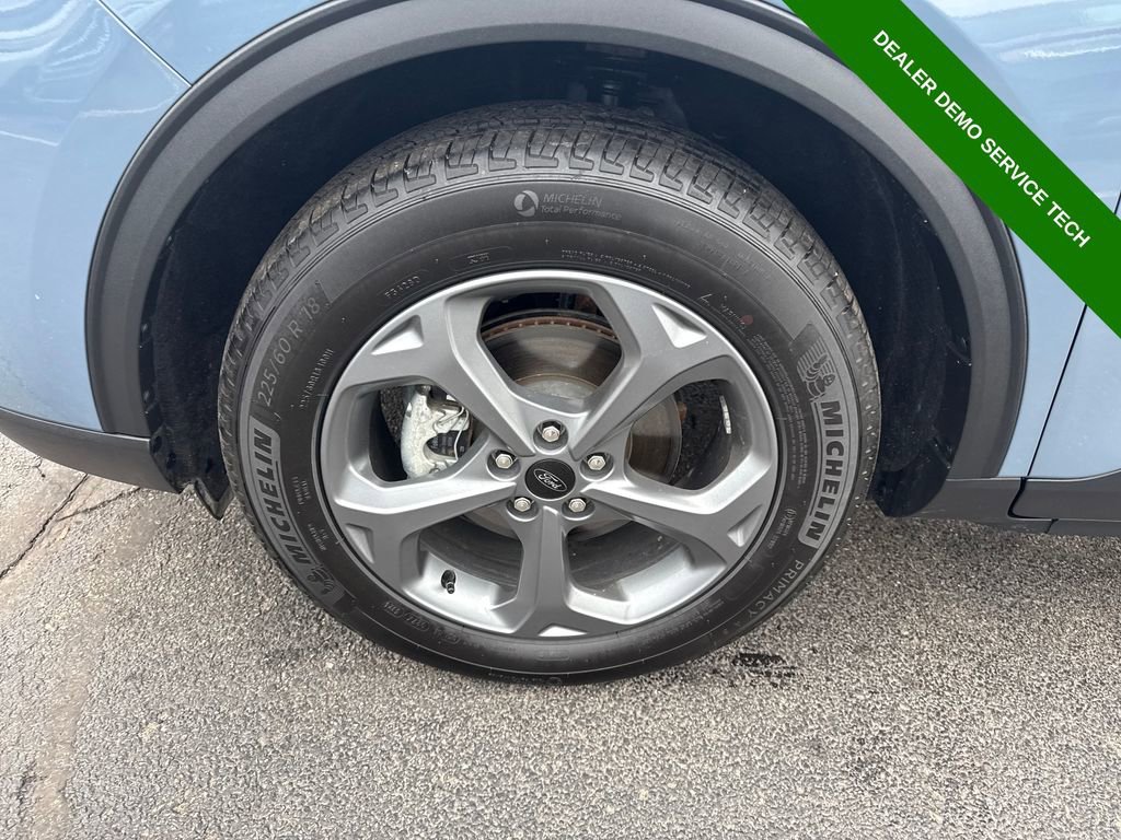 Used 2025 Ford Escape ST-Line Elite image 17