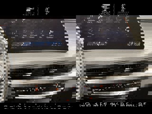 Certified 2025 Cadillac XT4 Premium Luxury FWD image 20