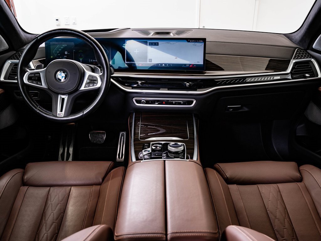 Used 2024 BMW X7 M60i w/ Executive Package image 35