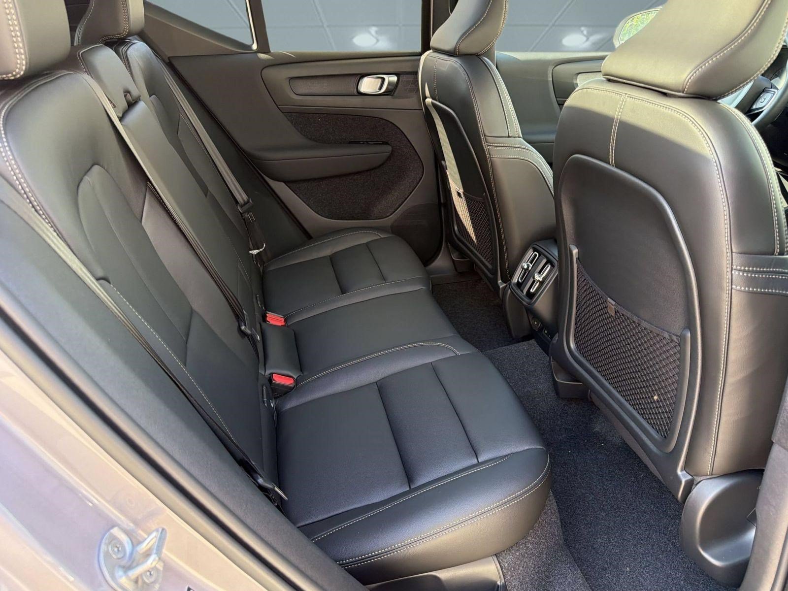 New 2026 Volvo XC40 B5 Ultra w/ Climate Package AWD/4WD image 30