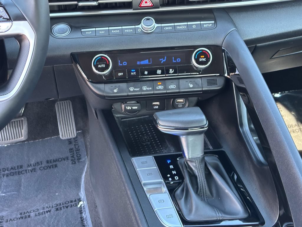 Used 2023 Hyundai Elantra SEL w/ Convenience Package FWD image 25