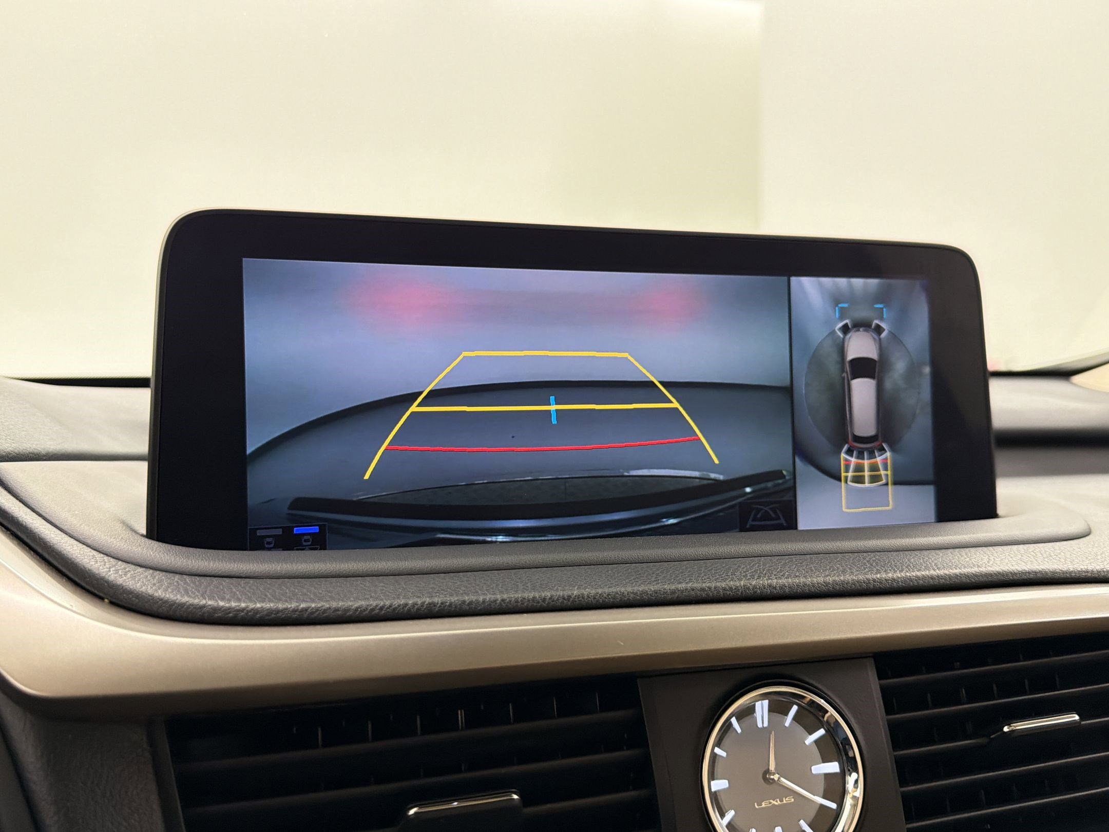 Certified 2022 Lexus RX 350L Premium w/ Premium Package image 27