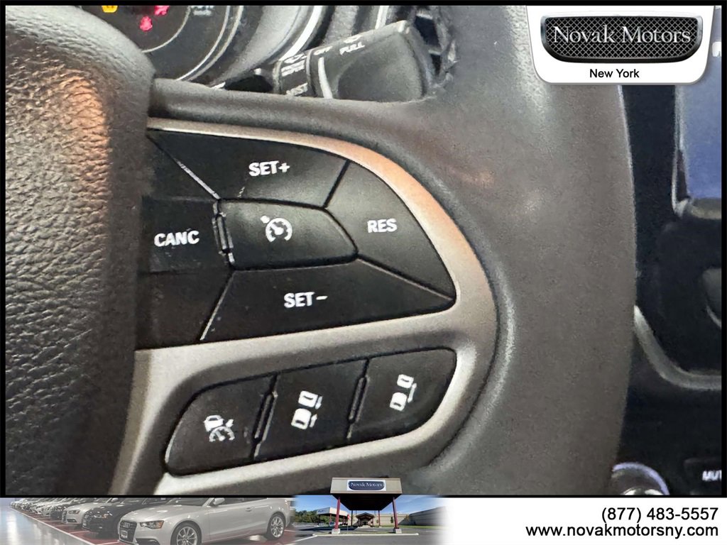 Used 2022 Jeep Cherokee Limited image 15