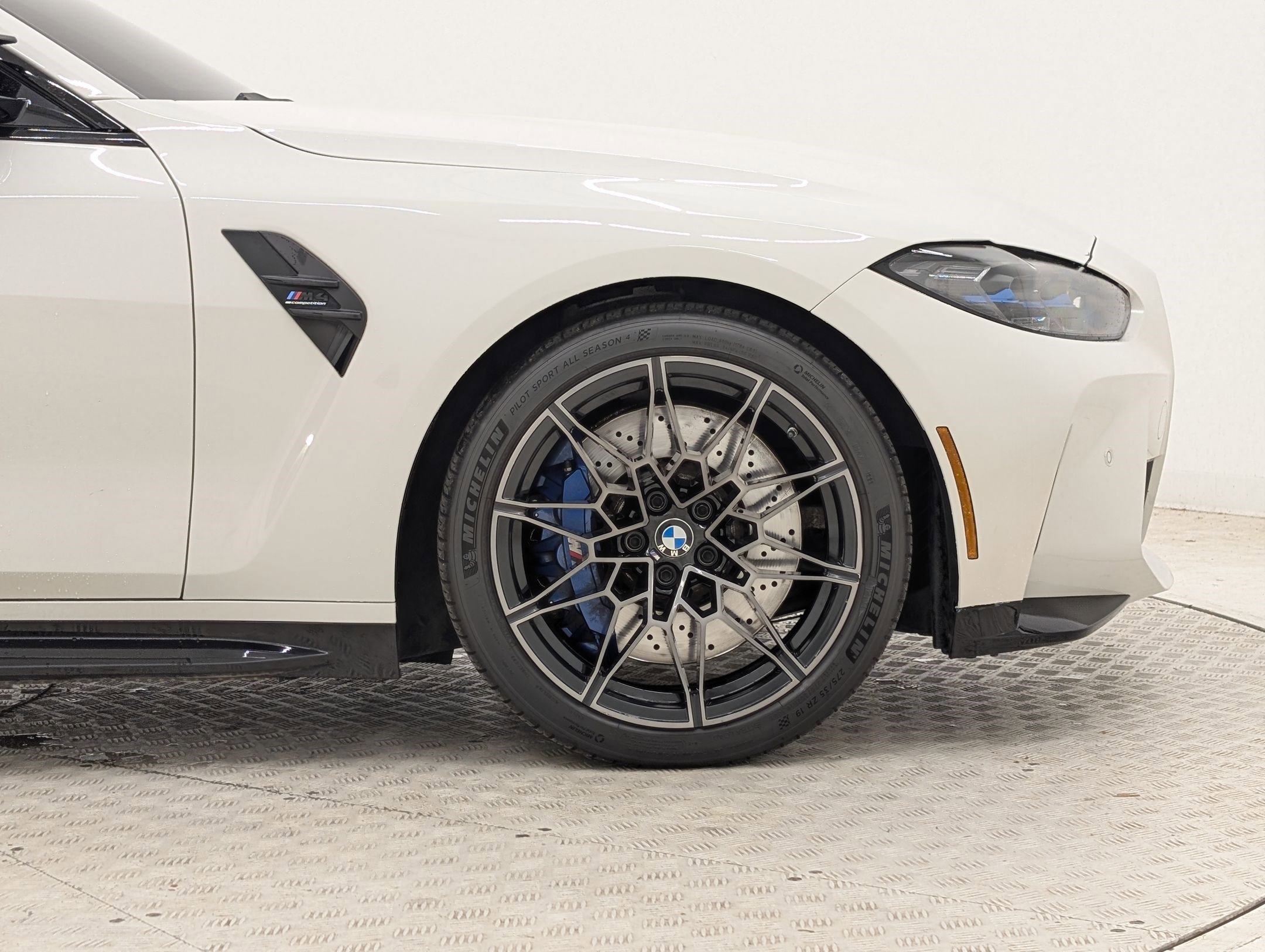 Used 2021 BMW M4 Competition w/ M Carbon Exterior Package image 12