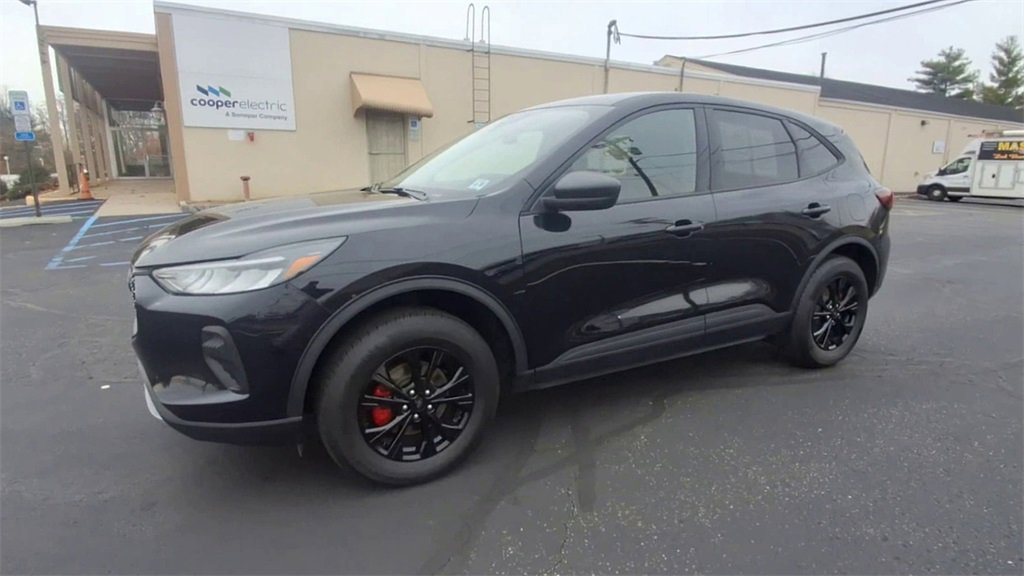 Used 2025 Ford Escape Active w/ Tech Pack #1 image 4