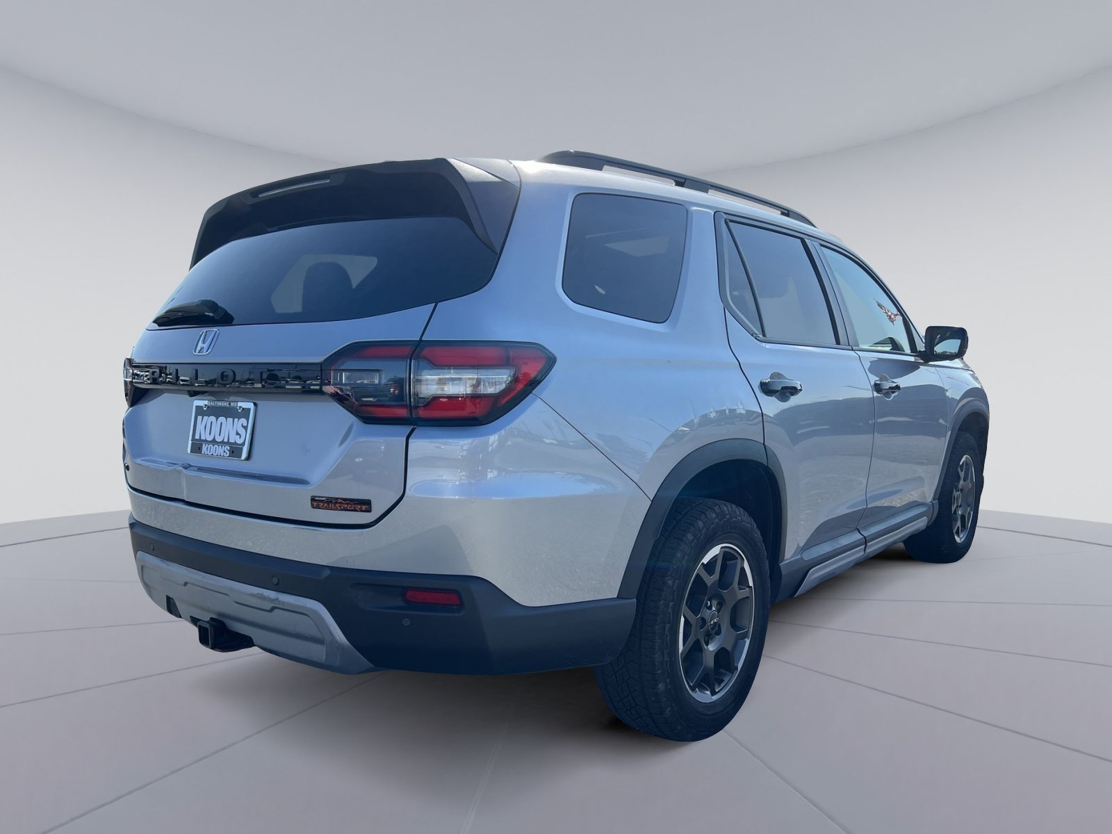 Used 2024 Honda Pilot TrailSport image 4