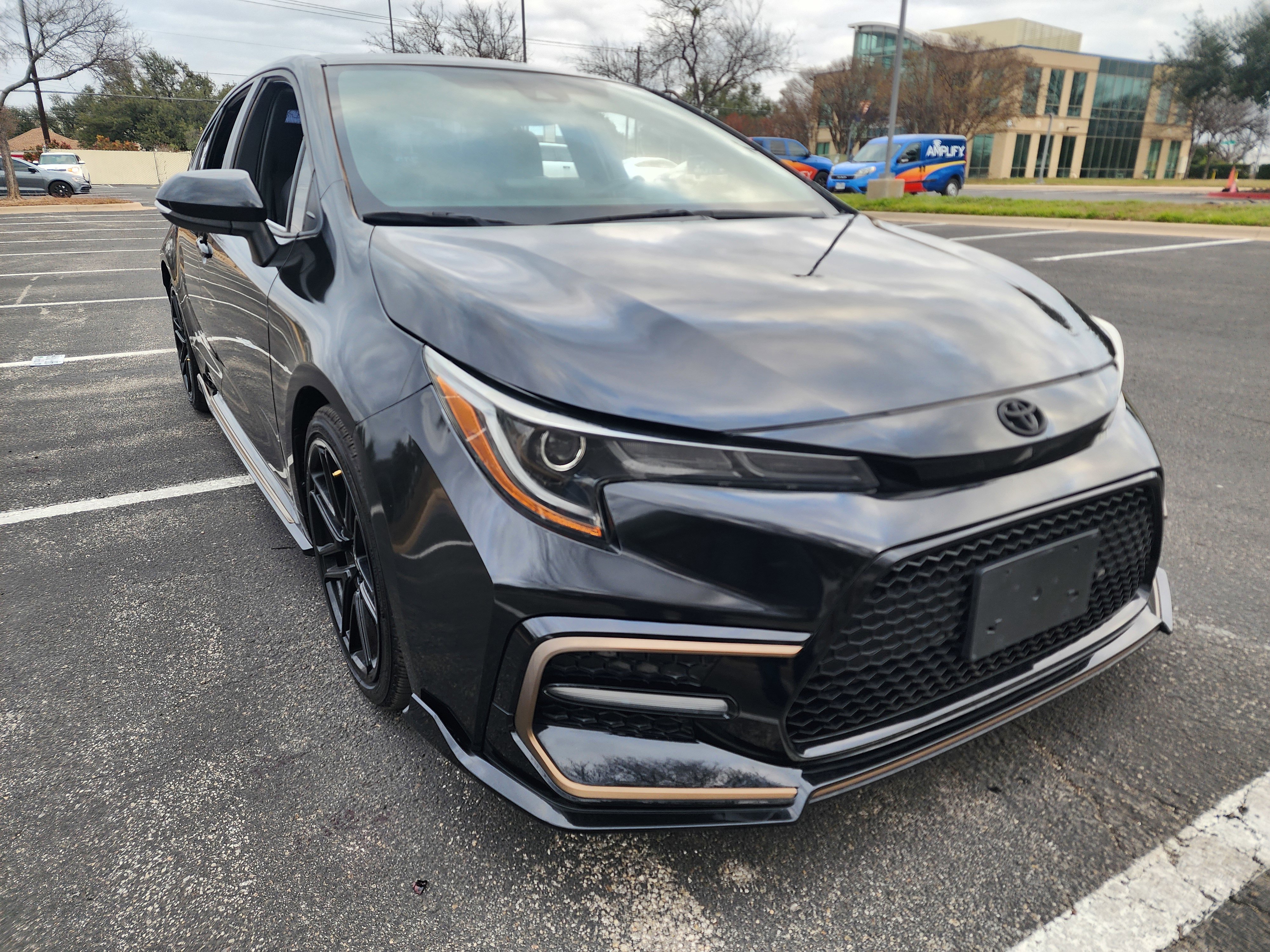 Used 2022 Toyota Corolla SE FWD image 1