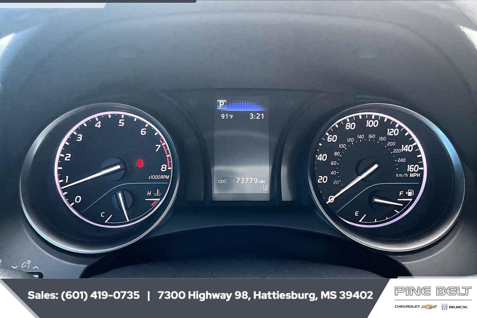 Used 2022 Toyota Camry SE FWD image 14