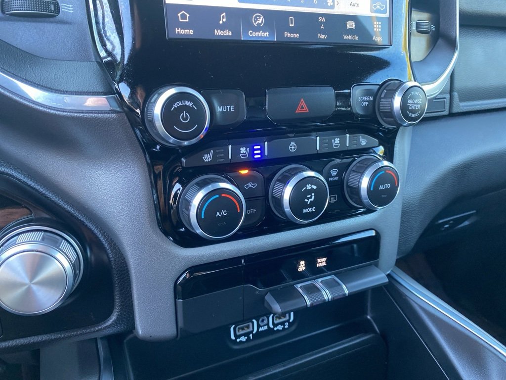 Used 2024 RAM 1500 Laramie image 18