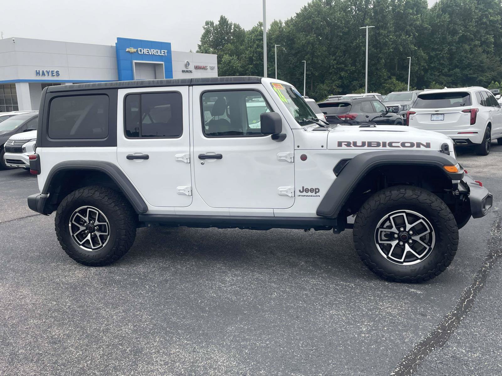 Used 2026 Jeep Wrangler Unlimited Rubicon AWD/4WD image 2