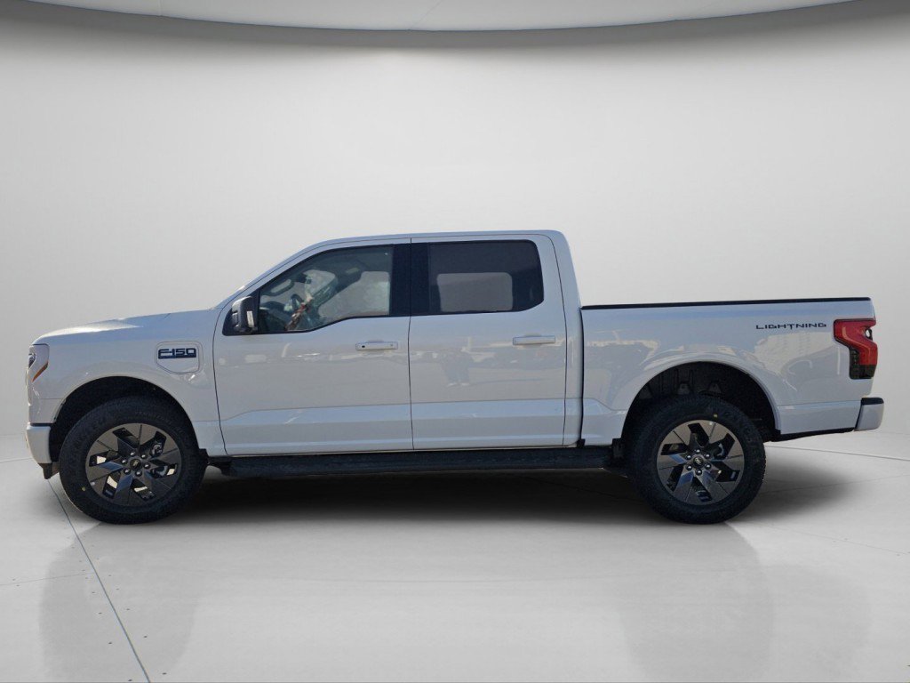 New 2025 Ford F150 Lightning Flash image 19