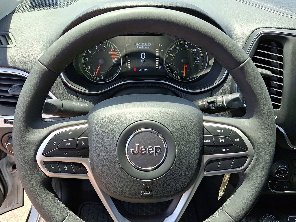 Used 2022 Jeep Cherokee Latitude w/ Sun & Sound Group AWD/4WD image 20