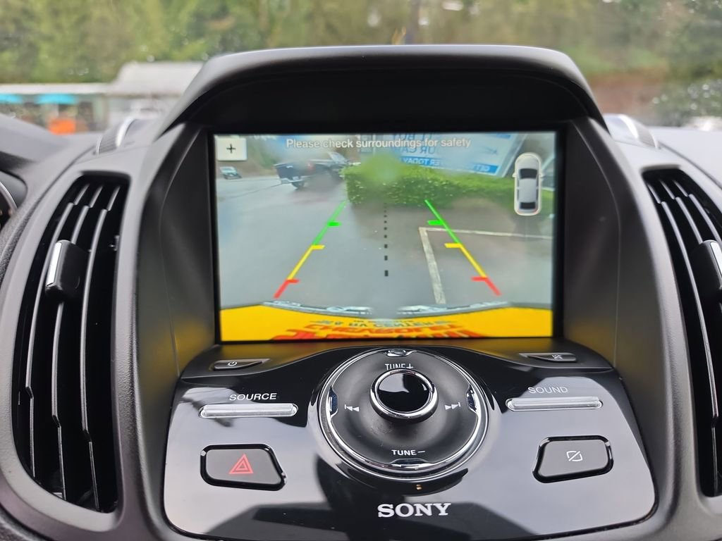 Used 2019 Ford Escape Titanium image 16