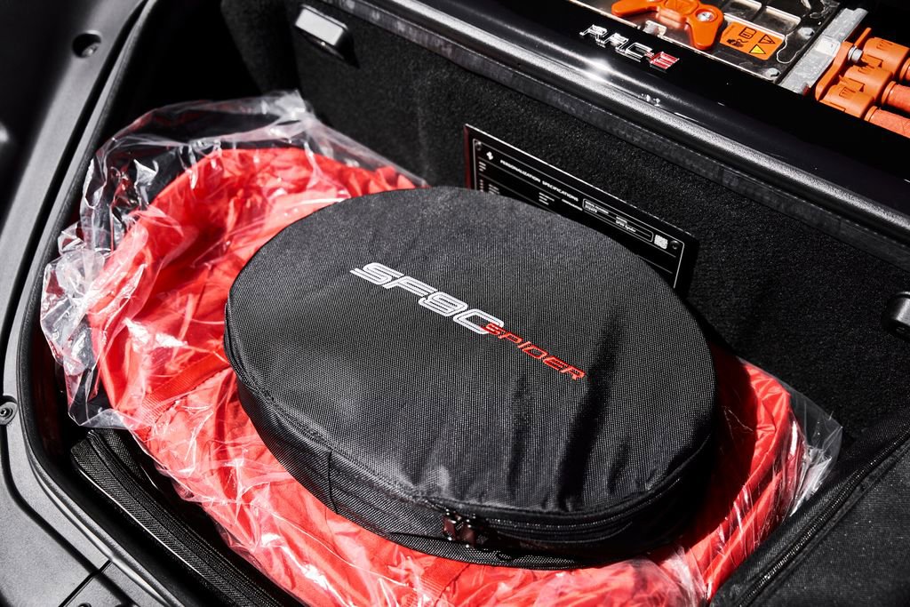 Used 2025 Ferrari SF90 Spider image 21