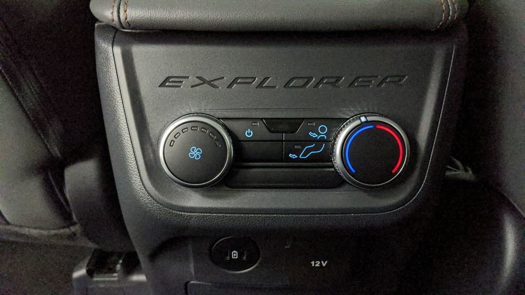 New 2025 Ford Explorer Active w/ Active Comfort Package image 31