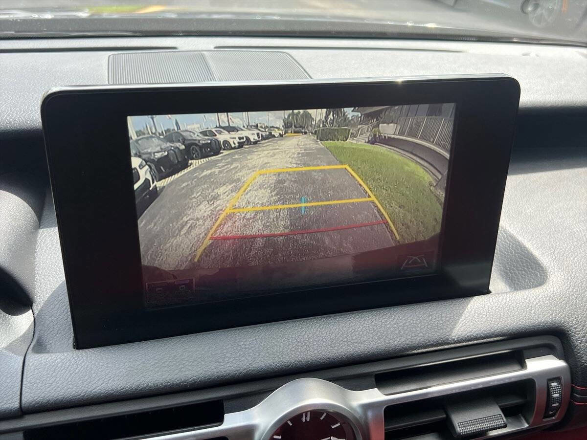 Used 2022 Lexus IS 350 F Sport image 15