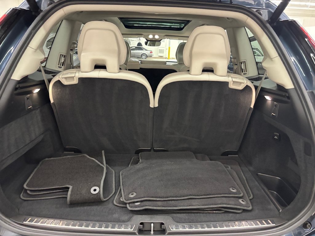 Certified 2026 Volvo XC90 B6 Ultra AWD/4WD image 17