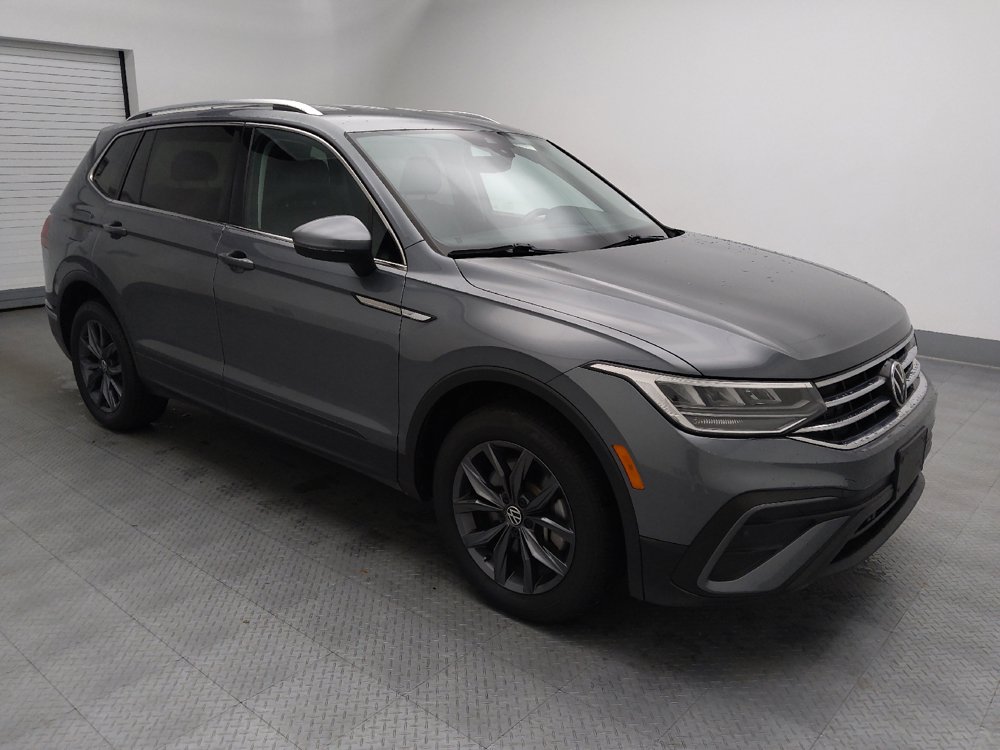 Used 2023 Volkswagen Tiguan SE FWD image 11