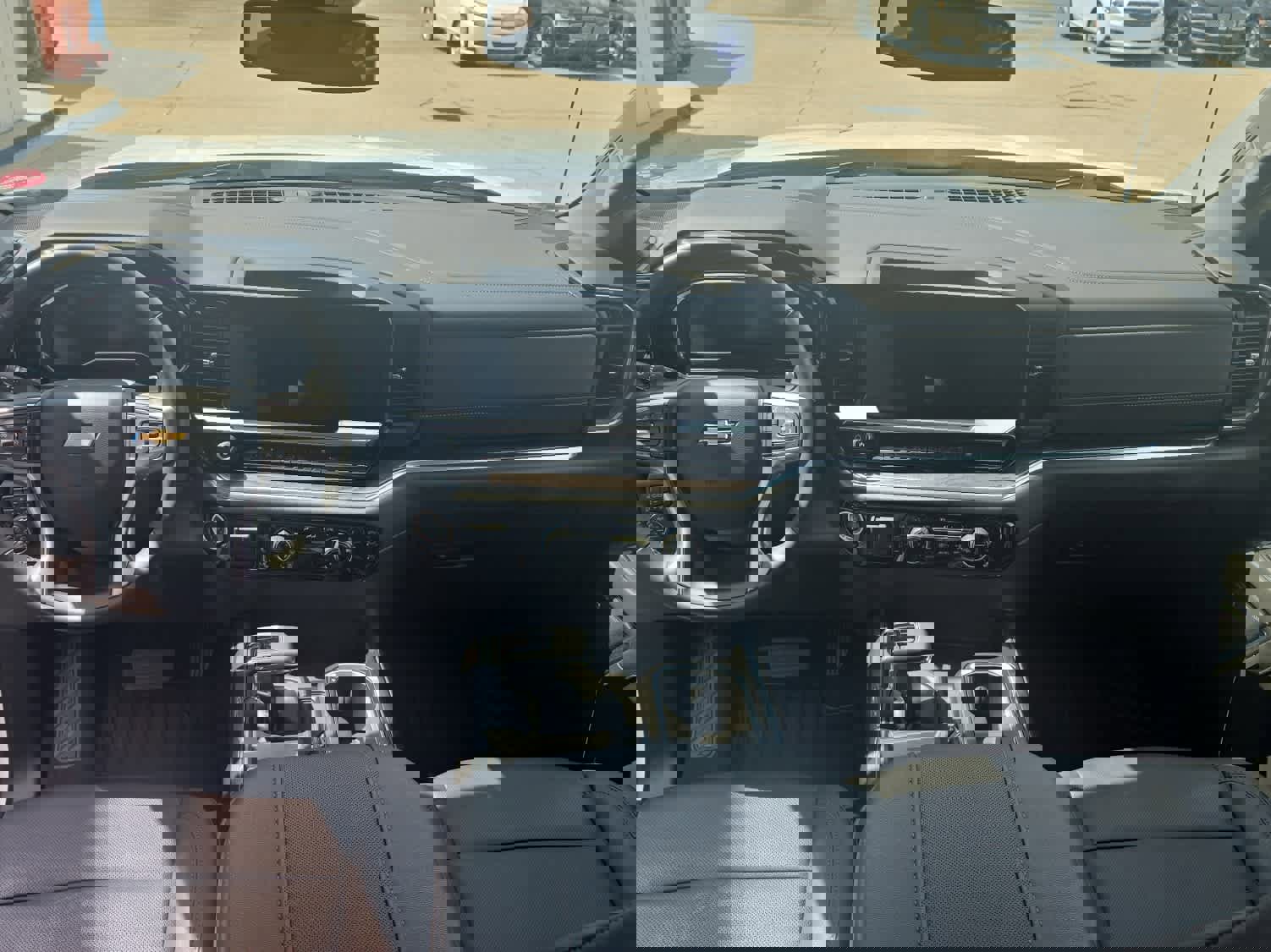 Used 2024 Chevrolet Silverado 1500 LTZ w/ LTZ Convenience Package II image 16