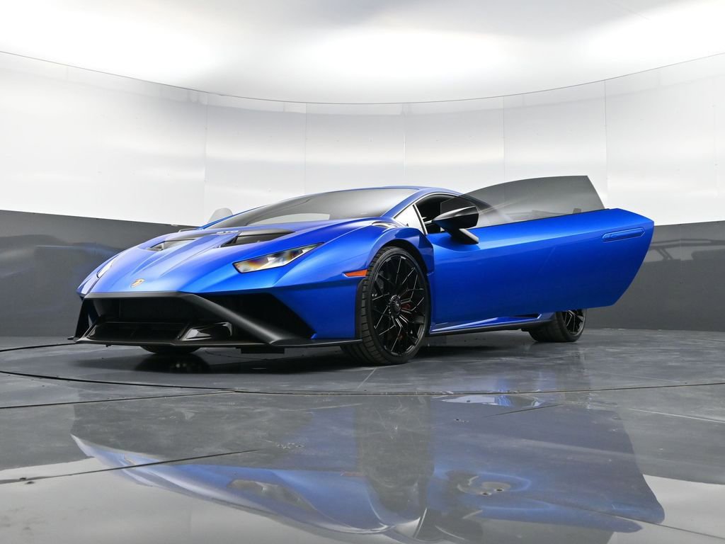 Used 2024 Lamborghini Huracan STO image 41
