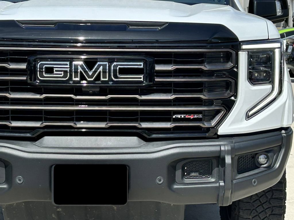 Used 2023 GMC Sierra 1500 AT4X w/ AT4X AEV Edition image 10