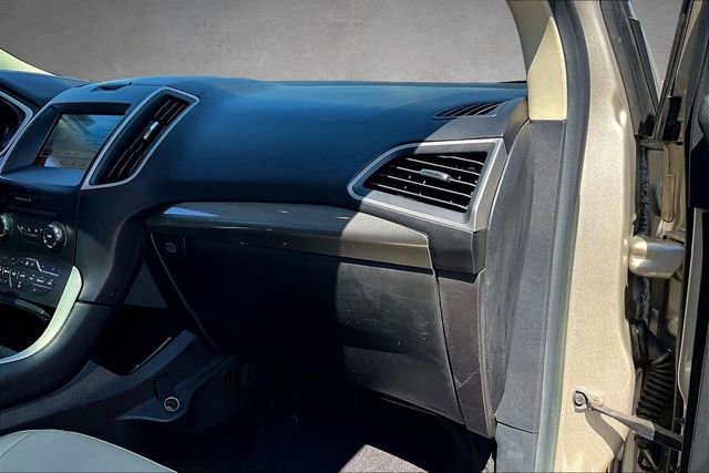 Used 2017 Ford Edge SEL w/ Equipment Group 201A image 14