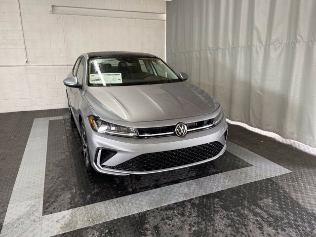 New 2027 Volkswagen Jetta SEL FWD image 2