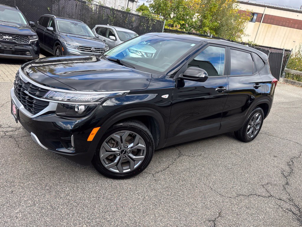 Used 2024 Kia Seltos LX