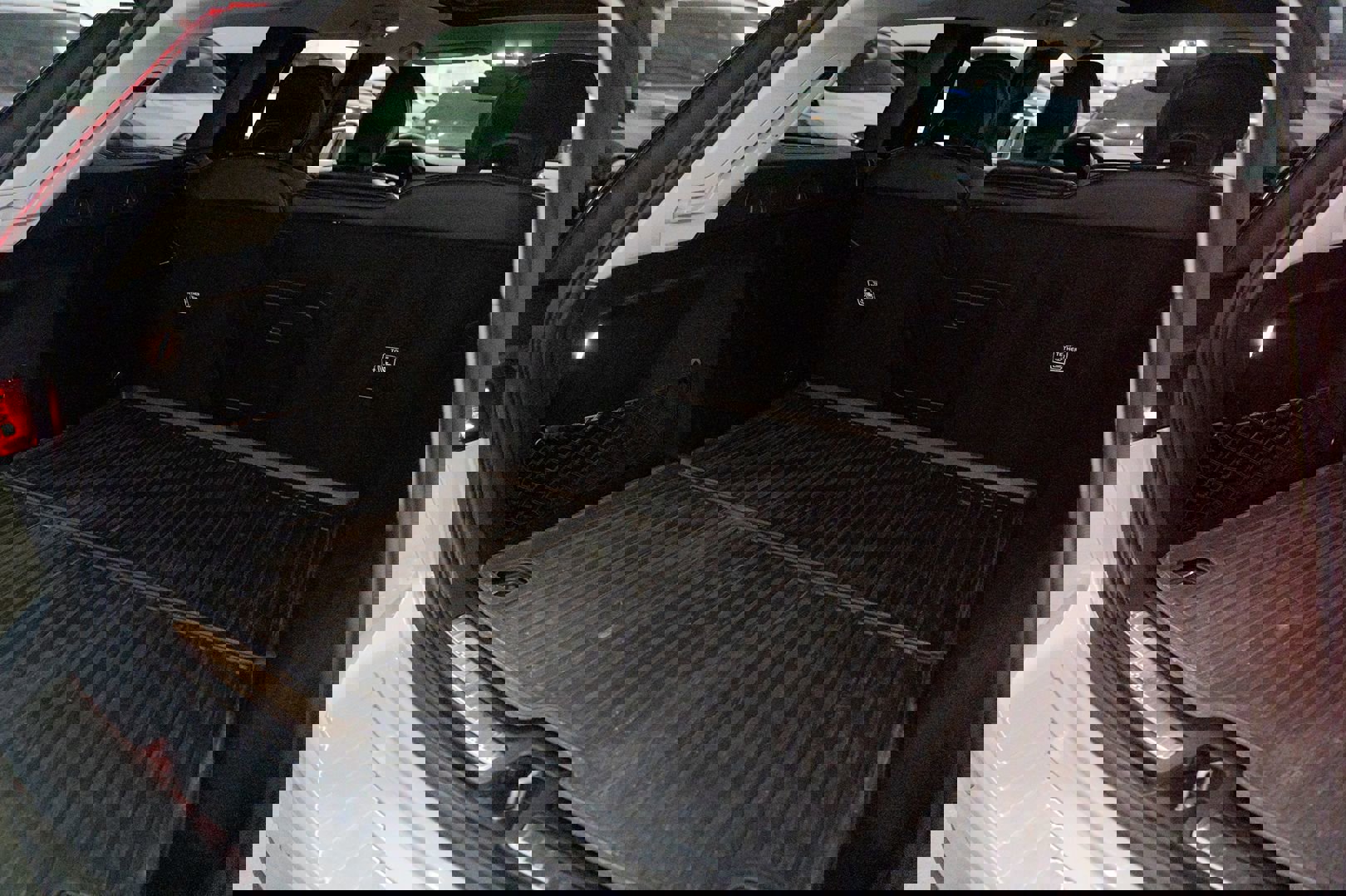 Used 2023 Volvo V60 B5 Cross Country Ultimate w/ Climate Package image 24