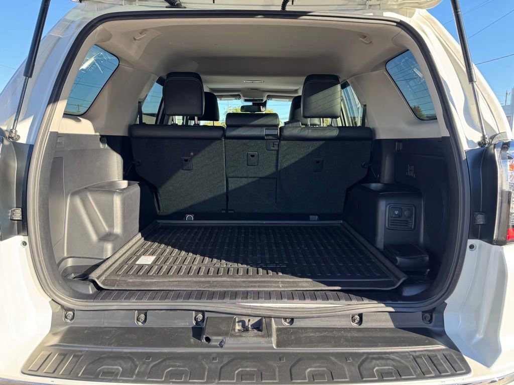 Used 2022 Toyota 4Runner Limited image 25
