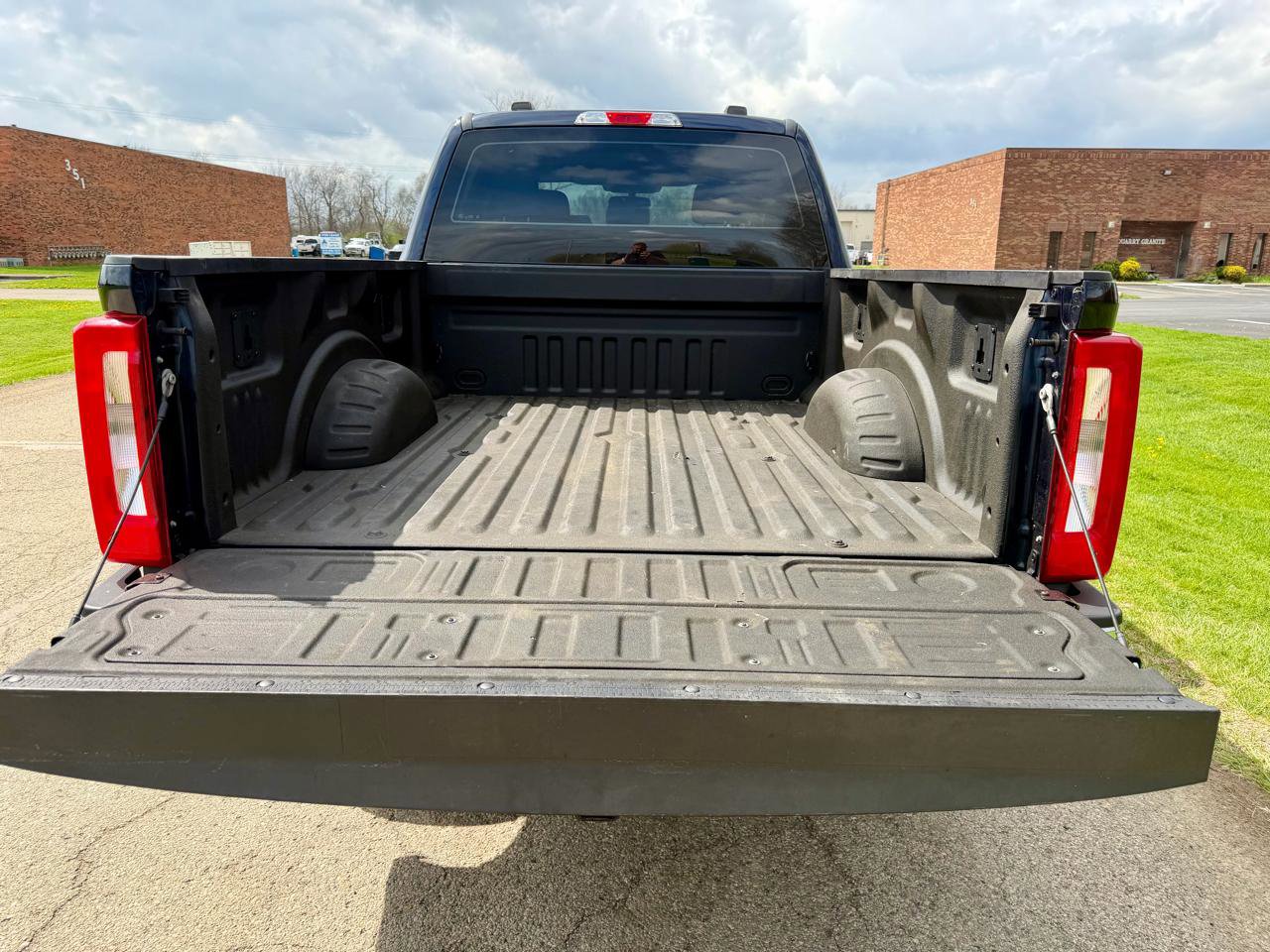 Used 2023 Ford F250 XL w/ XL Chrome Package image 40