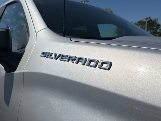 Used 2020 Chevrolet Silverado 1500 LT AWD/4WD image 3
