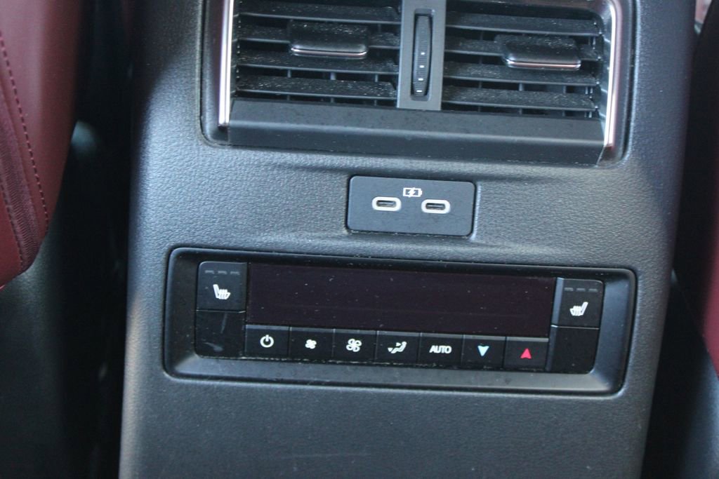 Used 2025 MAZDA CX-70 Plug-In Hybrid w/ Premium Plus AWD/4WD image 27