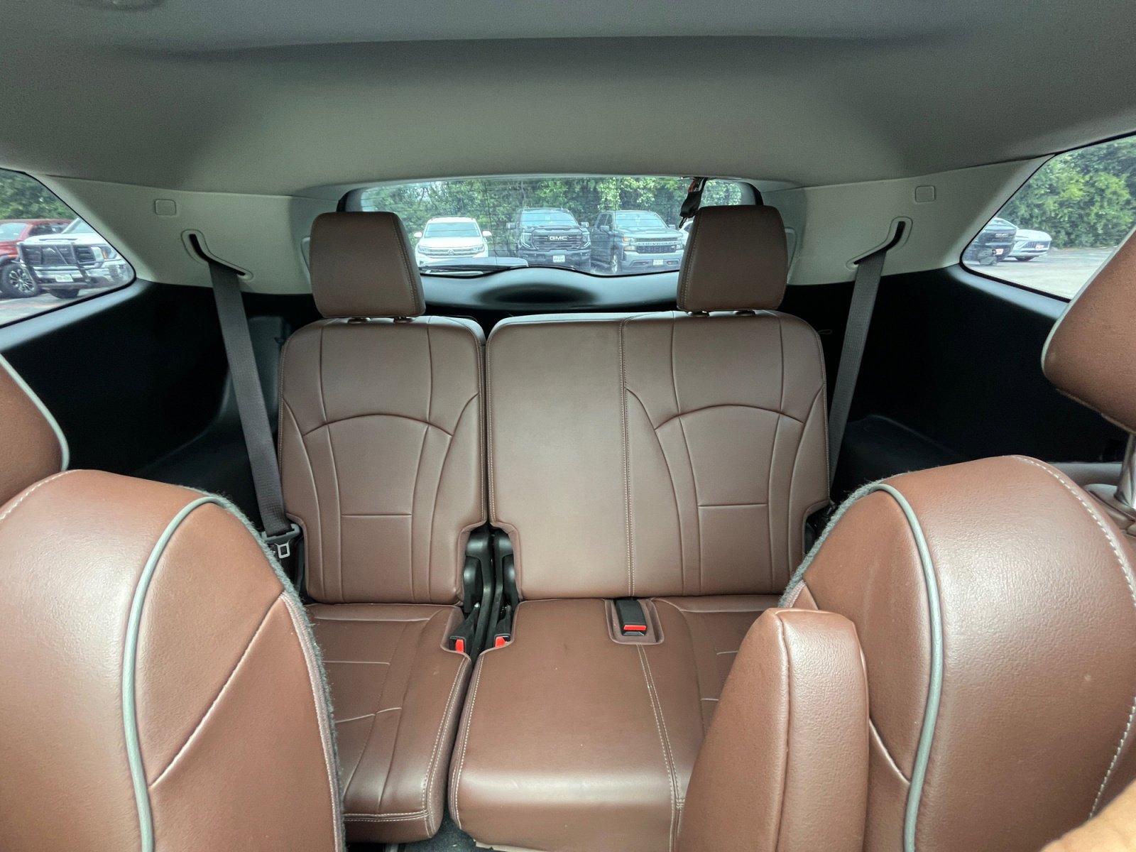 Used 2021 Buick Enclave Avenir w/ Avenir Technology Package AWD/4WD image 19