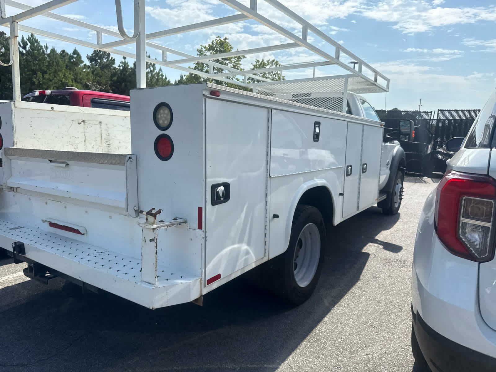 Used 2015 Ford F450 XL w/ Power Equipment Group RWD image 3