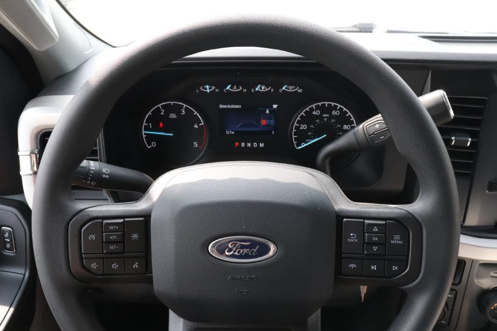 New 2025 Ford F550 4x4 Regular Cab Super Duty image 22