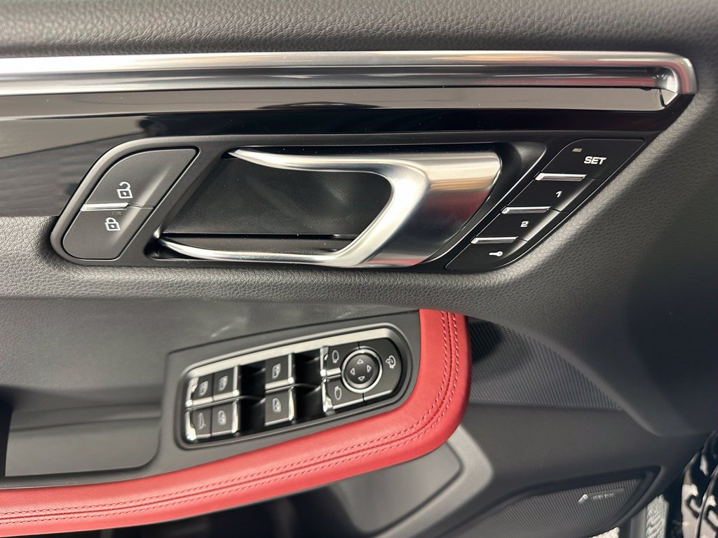 New 2026 Porsche Macan S AWD/4WD image 18